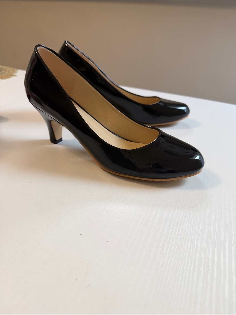 Women's Black Patent Mid Heel Pumps